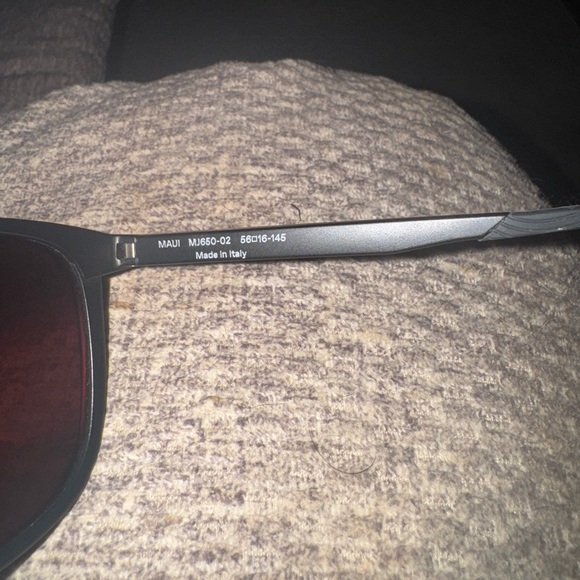 Maui Jim Black Sunglasses main image 6